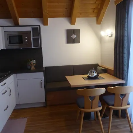 Alba Apartment *